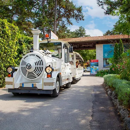 Luxussátor Glamping Sistiani