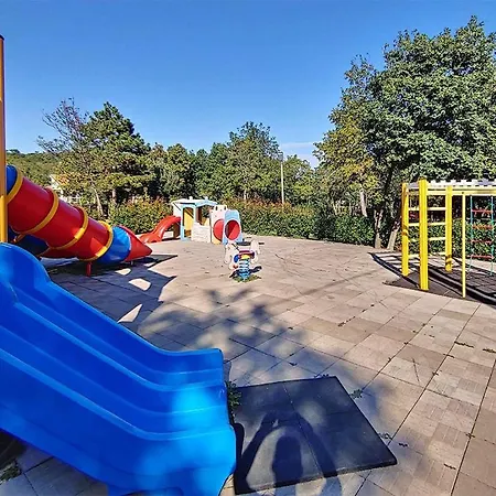 Glamping Sistiani * ليدو دي سبينا